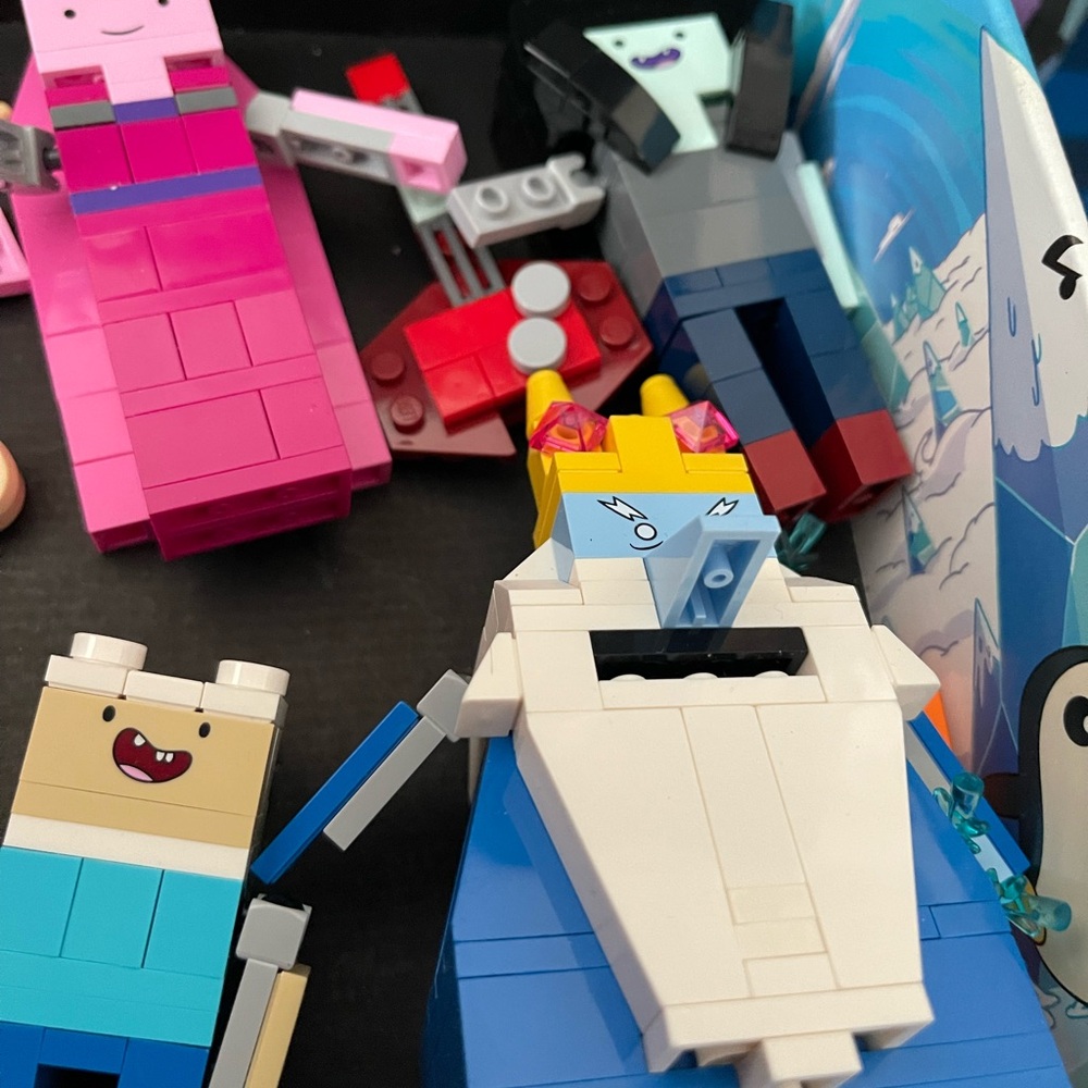 Lego Adventure Time Building Set - 21308 - Picture 2 of 9